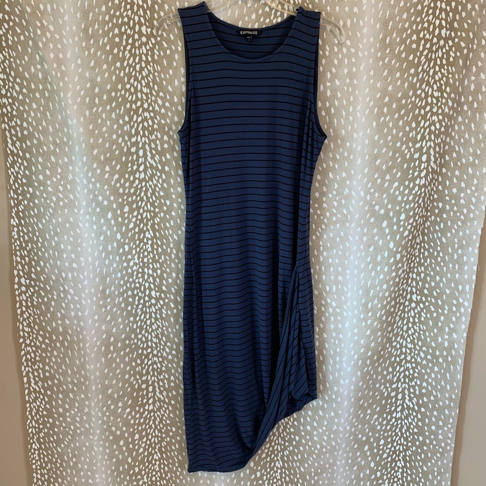 Express Midi Dress with Asymmetrical Hem Size Large
